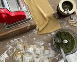 Foto del paso 6 de la receta: Raviolones de espinaca, ricota y ajo