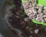 Foto langkah ke 3 dari resep Rawon Daging Sapi Bumbu Instan Indofood.