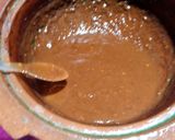 A picture of step 6 of Imli or khajoor ki chutney.