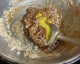 ચોકલેટ ચીક્કી (Chocolate Chikki Recipe in Gujarati) રેસીપી સ્ટેપ6ફોટો