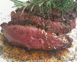 Foto del paso 5 de la receta: Magret de pato con miel y tomillo