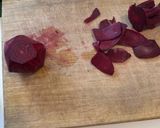 Foto del paso 1 de la receta: Jugo de Betabel y Fresa