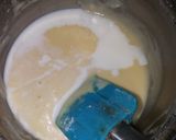 A picture of step 2 of Yogurt Cake.