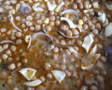 Foto del paso 6 de la receta: Garzabazos con almejas