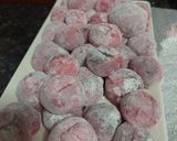 A picture of step 9 of Chocolate-Filled Mochi.