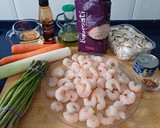 Foto del paso 1 de la receta: Arroz frito con espárragos y gambas