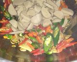 Foto langkah ke 4 dari resep Pepes Jamur campuran.