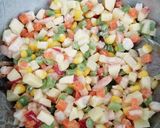 Hình bước làm 4 của món Salad sắc màu cho bé