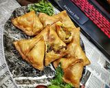 A picture of step 5 of Samosa Singara.
