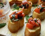 صورة لخطوة 4 من وصفة بروسكيتا بومودورو (طبق مقبلات إيطالي)Bruschetta al Pomodoro