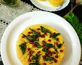 A picture of step 8 of Instant Khaman Dhokla.