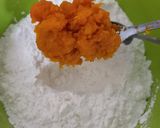 Foto langkah ke 2 dari resep Biji Salak Labu Kuning.