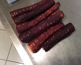 Une image de l'étape 7 de Dahl de lentilles jaunes aux carottes violettes, tomates et courgette.