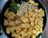 Foto langkah ke 5 dari resep Tumis Tahu Tauge.