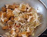 Foto langkah ke 3 dari resep Tumis tahu pong tauge kol.
