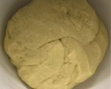 Hajtott vajas zsemle recept fázis 2 fotója