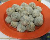 Foto langkah ke 3 dari resep solusi kue gagal bola bola cake coklat kacang/keju melted.