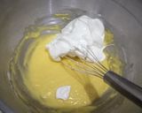 Foto langkah ke 6 dari resep Cake Murah Meriah dengan Margarine Buttercream.