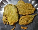 A picture of step 4 of PALAK PAKORAY #RamadanSpecial.