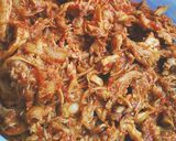Foto langkah ke 7 dari resep Plecing Ayam (Ayam Suwir Bumbu Merah).