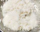 नारियल की बर्फी (nariyel ki barfi recipe in hindi) रेसिपी चरण 2 फोटो