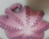 Foto del paso 5 de la receta: Pulpo bañado en salsa de JuanK y acompañado de tajadas de arracacha y  arroz marciano