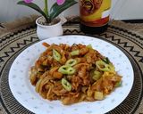 Gambar langkah 9 resipi Kuey Teow Goreng.