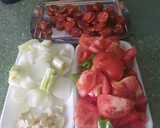 Foto del paso 6 de la receta: Pollo en salsa con chorizo