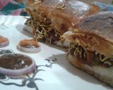 A picture of step 7 of Dabeli.