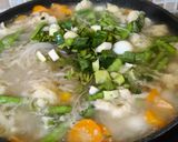 Foto langkah ke 8 dari resep Sop Sohun Telur Puyuh.