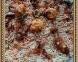 A picture of step 7 of Thai Pineapple Prawns fried Rice.