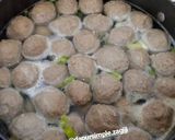 Foto langkah ke 4 dari resep Baso Sapi Kenyal ala mamah zagiji.