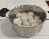 Foto langkah ke 2 dari resep Singkong Goreng Keju.