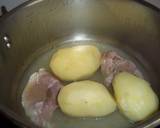 Foto del paso 2 de la receta Crema de patatas con espárragos, jamón york y serrano