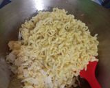 Foto langkah ke 3 dari resep Mie goreng kol telur.