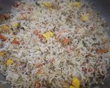 A picture of step 7 of Chicken fried rice🍽🍴.