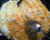 Foto del paso 3 de la receta: Huevo revuelto con queso fresco y mantecoso