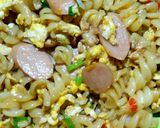 Foto langkah ke 8 dari resep Tumis Fusilli Sosis.