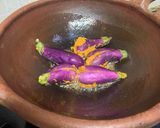 A picture of step 1 of Stuffed Brinjal gravy / Ennai Kathirikkai Kuzhambu.