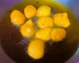 A picture of step 3 of Dahi Vada.