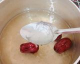 Hình bước làm 4 của món Tổ yến mix táo đỏ & hạt Chia