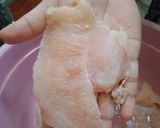 Foto langkah ke 1 dari resep Chicken Katsu simple.