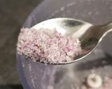 A picture of step 5 of Chive Blossom Salt.