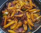 A picture of step 7 of Honey chilli potato.