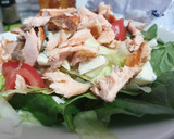 Foto del paso 4 de la receta: Ensalada de salmón y espinacas con aliño de tártara ligera.🌼🌼