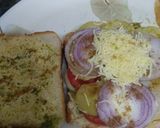 વેજ ચીઝ ટોસ્ટ સેન્ડવીચ (Veg. Cheese Toast Sandwich Recipe In Gujarati) રેસીપી સ્ટેપ3ફોટો