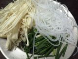ต้มวุ้นเส้นใส่ไก่