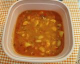 Foto del paso 9 de la receta: Alubias con calamar, gambas, langostinos y choco