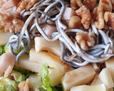 Foto del paso 5 de la receta: Ensalada con gulas