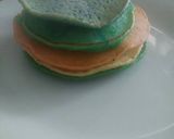 Foto langkah ke 5 dari resep Pancake rainbow #KisahKasihCookpad.